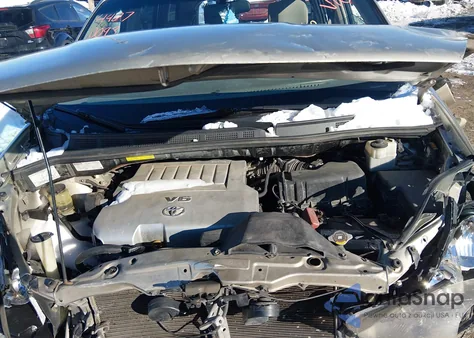 2008 Toyota Sienna Le z USA, uszkodzony, nr VIN 5TDZK23C48S117625